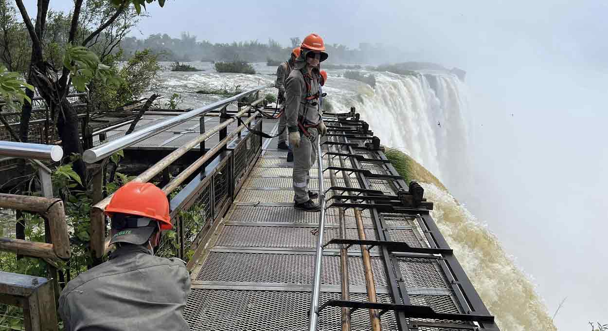 Argentina Reabre Passarela Da Garganta Do Diabo Nas Cataratas