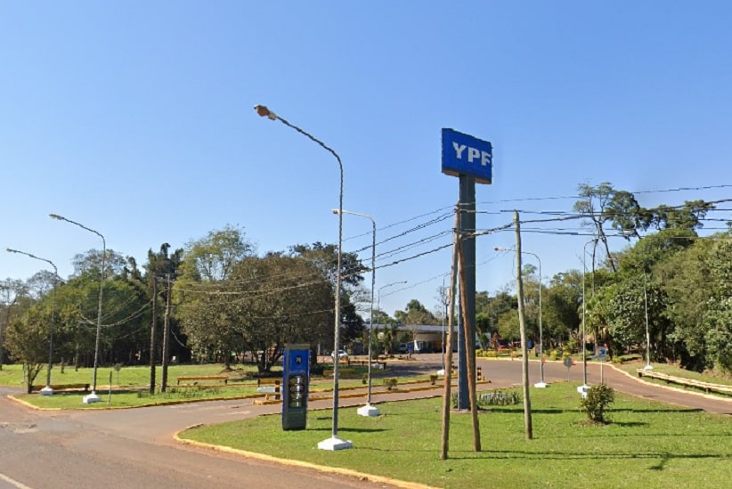 Posto YPF próximo à aduana de Puerto Iguazú. Imagem: Google Street View