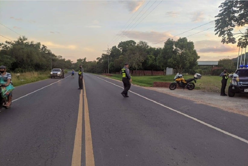 Blitz da Patrulla Caminera em rodovia do interior do Paraguai. Imagem: Gentileza/Ministério de Obras Públicas e Comunicações