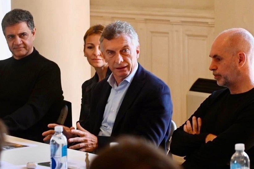 Macri durante reunião recente em Buenos Aires. À direita, o prefeito Horacio Rodríguez Larreta, um dos possíveis presidenciáveis. Imagem: Gentileza/Assessoria de Mauricio Macri