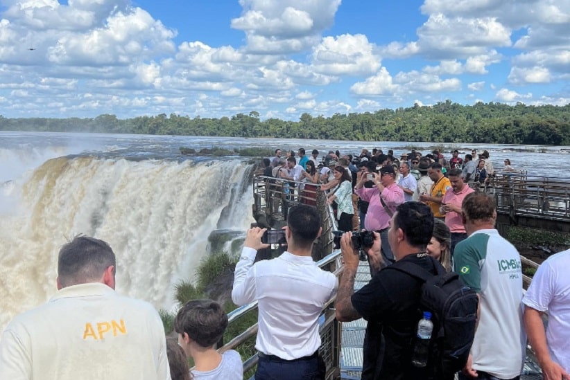 Reconstruída, passarela de acesso à Garganta do Diabo foi liberada ao público em 1.º de março. Imagem: Gentileza/Iguazú Argentina