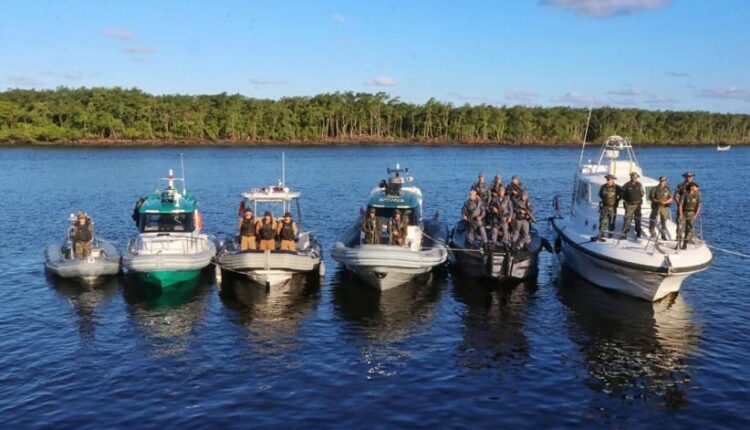 Embarcações nas águas do lago de Itaipu, em Guaíra. Foto: Gentileza/Sesp-PR