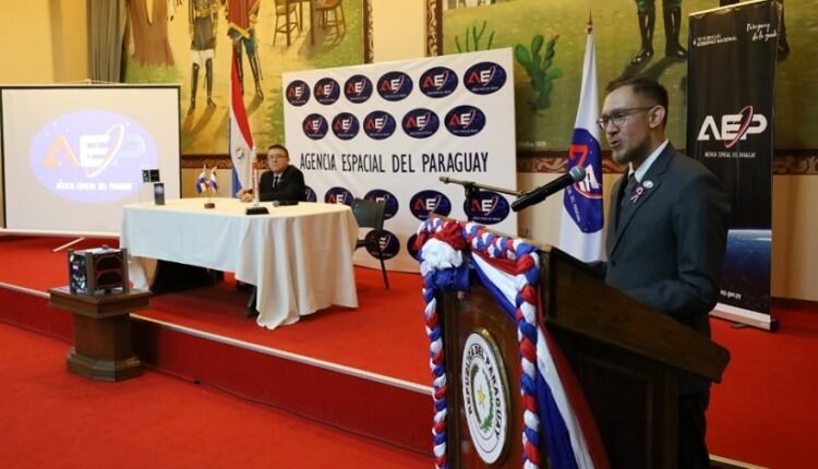 Apresentação do projeto do segundo satélite paraguaio, no último dia 17, em Assunção. Foto: Gentileza/IP Paraguay