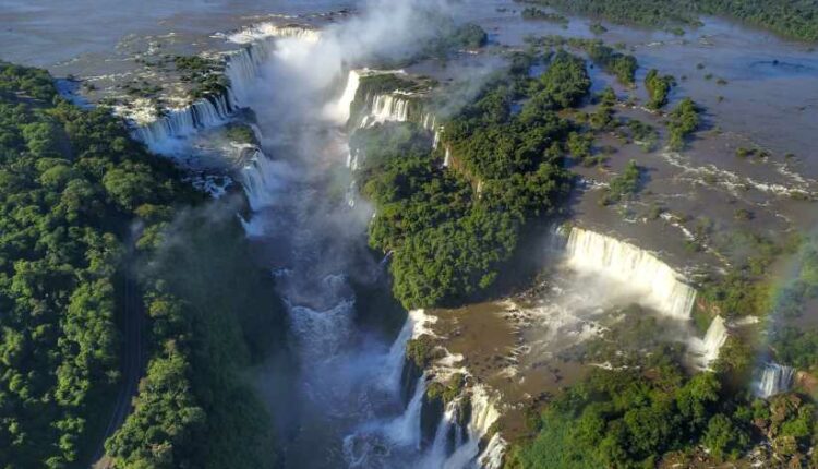 Maravilha do Mundo em Foz do Iguaçu registra números de visitação do período pré-pandemia - foto: José Fernando Ogura/AEN/Arquivo