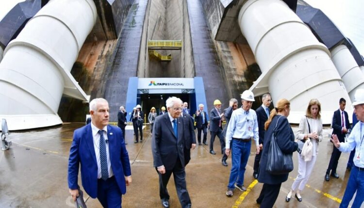 Mattarella conheceu a parte técnica da hidrelétrica. Foto: Andrés Zárate/Itaipu Binacional