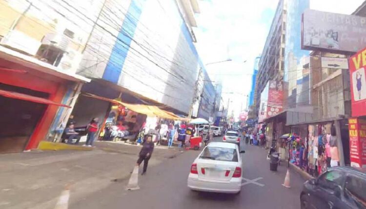 Panorama da Rua Camilo Recalde, nas proximidades da Ponte da Amizade. Imagem: Ivan 360/Imago Interativa