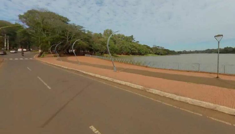 Ciclovia no entorno do Lago da República, área central de Ciudad del Este. Imagem: Imago Interativa/Google Street View