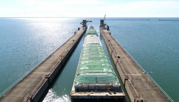 Eclusa permite manter a navegação pelo Rio Paraná, mesmo com a existência da barragem de Yacyretá (Argentina/Paraguai). Foto: Gentileza/Yacyretá (Arquivo)