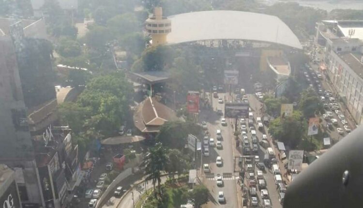 Aduana paraguaia da Ponte da Amizade, vista do helicóptero da Polícia Nacional. Foto: Gentileza/Polícia Nacional do Paraguai