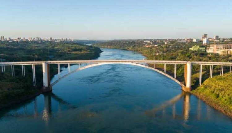 ponte da amizade