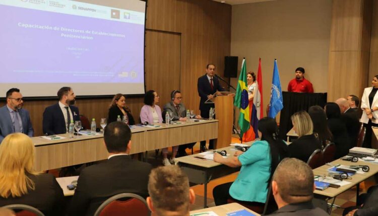 Evento acontece em Ciudad del Este, com a intermediação do UNODC. Foto: Gentileza/Ministério da Justiça do Paraguai