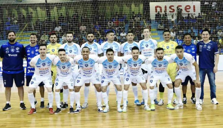 Apoio da torcida será fundamental para o Azulão das Três Fronteiras. Foto: Nilton Rolin/Foz Cataratas Futsal