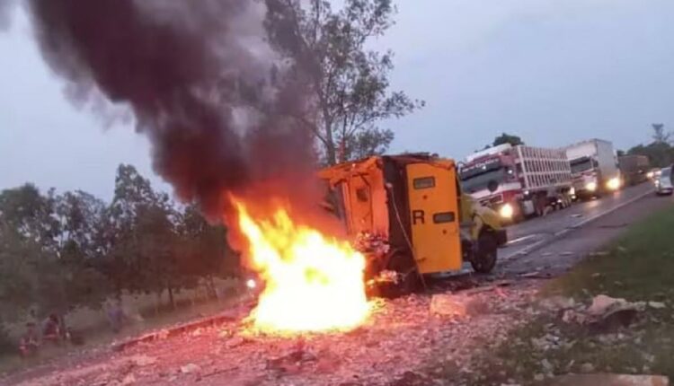 Ação dos criminosos bloqueou uma das principais rodovias do Paraguai. Foto: Gentileza/La Nación