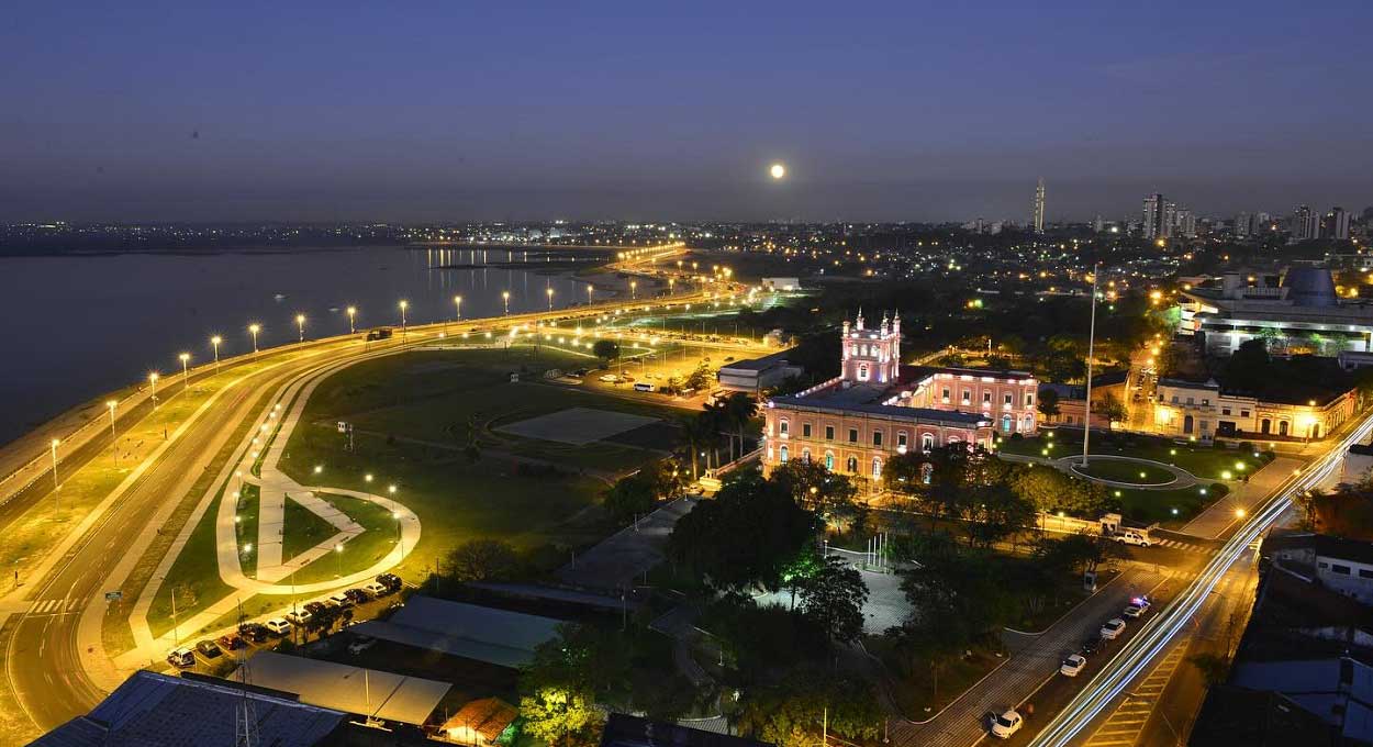 Panorama da Costanera de Assunção, aos fundos do palácio presidencial. Foto: Gentileza/Senatur