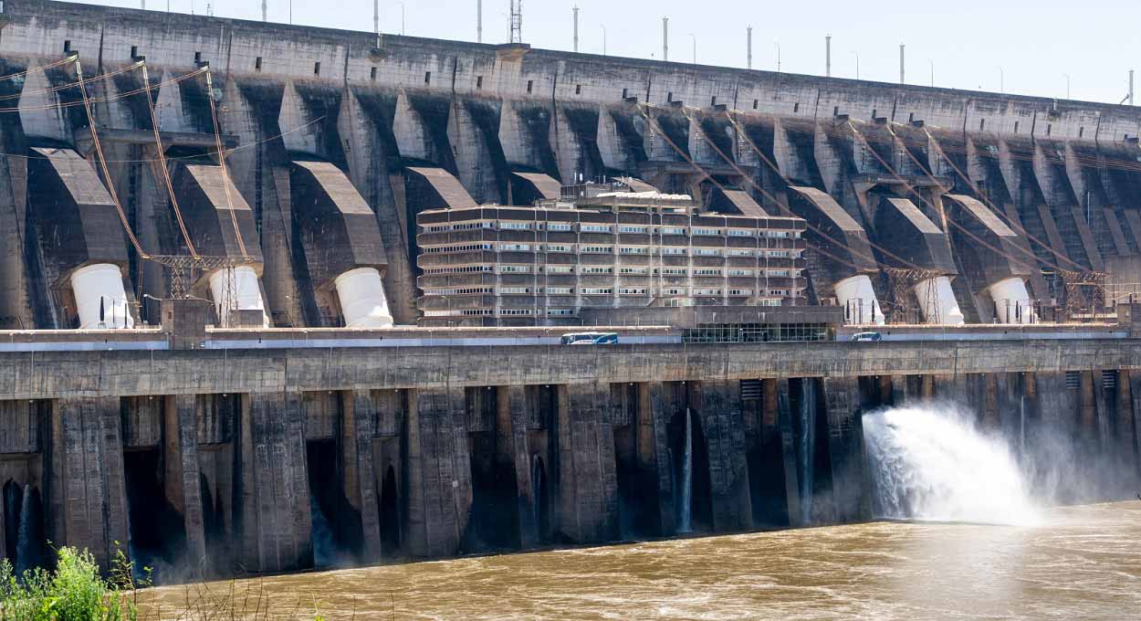 Binacional que administra a hidrelétrica foi criada em 17 de maio de 1974. Foto: Sara Cheida/Itaipu Binacional