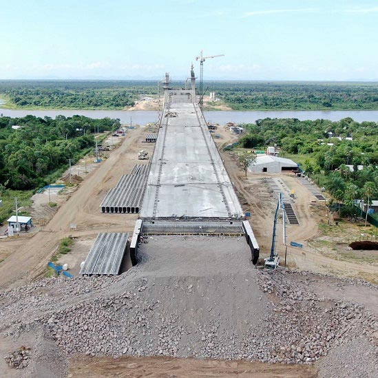 Trabalhos começaram pela margem paraguaia, que está com obras mais avançadas. Foto: Gentileza/MOPC Paraguay