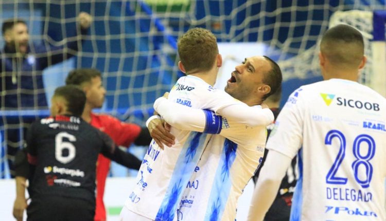 Na última quarta-feira (29), Foz Cataratas venceu o Guarapuava pela Série Ouro do Paranaense. Foto: Abel da Banca/Foz Cataratas Futsal