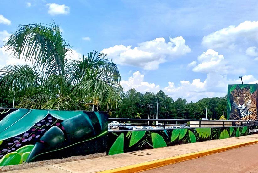 Mural está localizado junto à entrada do terminal de passageiros. Foto: Gentileza/Agua de las Misiones