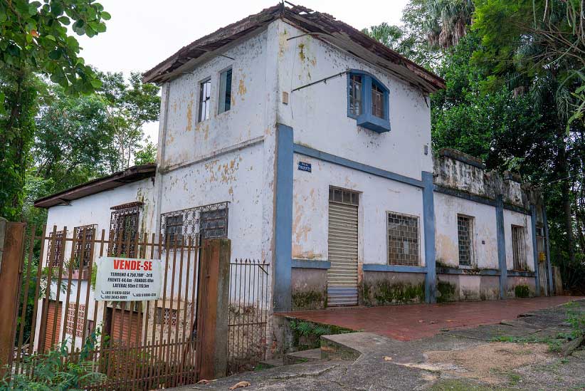 Edificação fica na Rua Tiradentes, perto da 3.ª Pista da Avenida JK. Foto: Marcos Labanca/H2FOZ