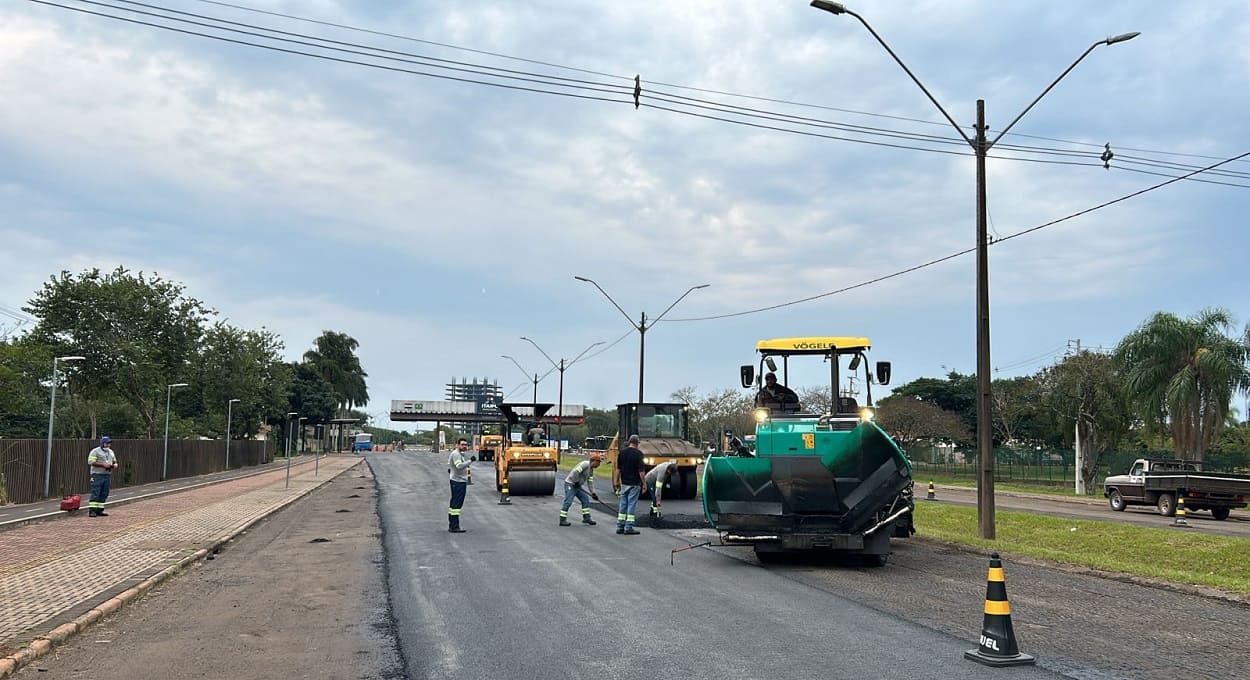 Primeiras ações estiveram concentradas no trecho próximo à barreira da usina. Foto: Emerson Volkweis/Itaipu Binacional