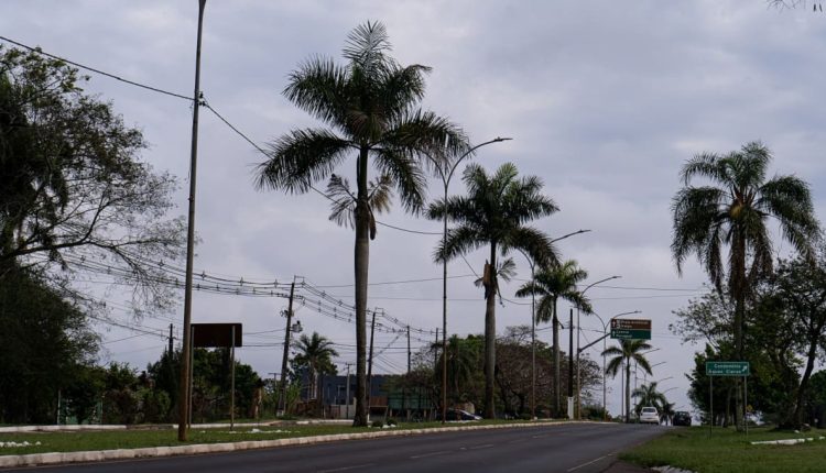 Panorama de nuvens na região da Avenida das Cataratas. Foto: Marcos Labanca/H2FOZ