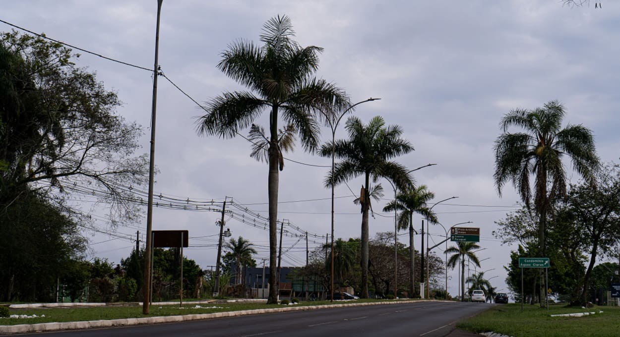 Panorama de nuvens na região da Avenida das Cataratas. Foto: Marcos Labanca/H2FOZ