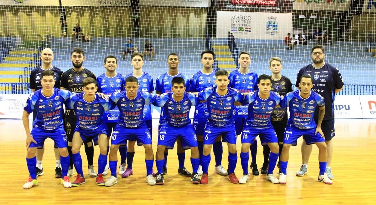 Elenco sub-20 do Foz Cataratas Futsal. Foto: Abel da Banca/Foz Cataratas