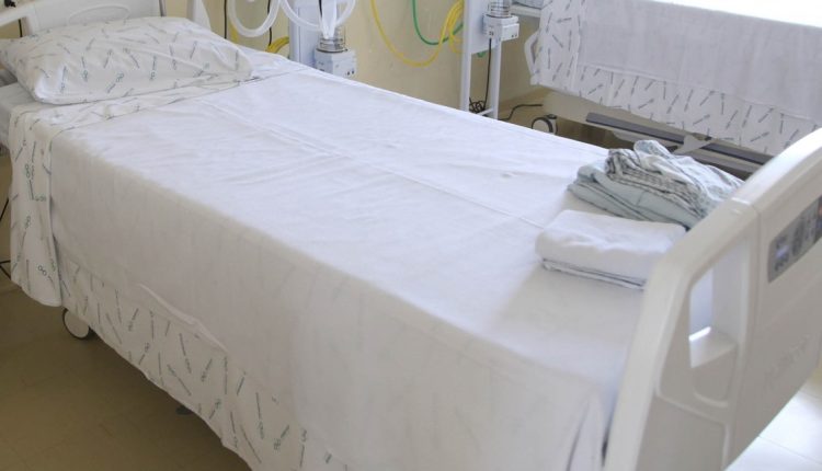 cama hospitalar - foto americo antonio