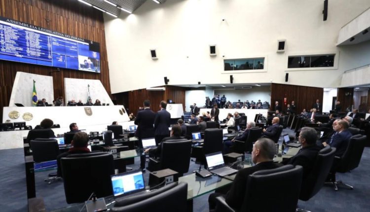 deputados aprovam rede de atendimento