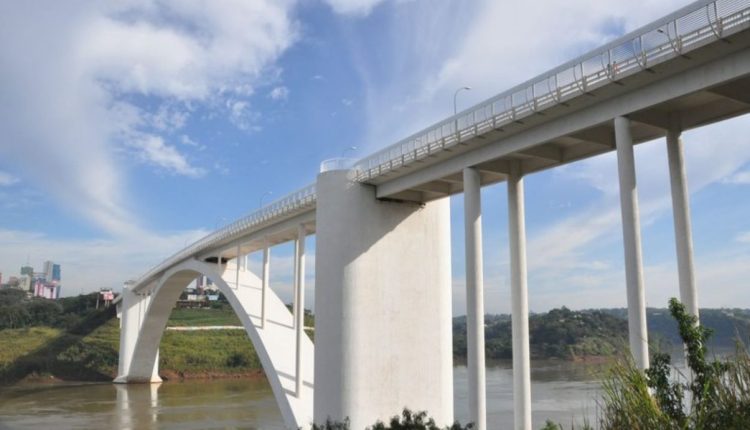 furto veiculo ponte amizade - foto dnit