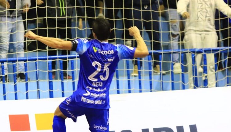 Neto tem sido um dos destaques do Foz Cataratas na competição. Foto: Abel da Banca/Foz Cataratas Futsal