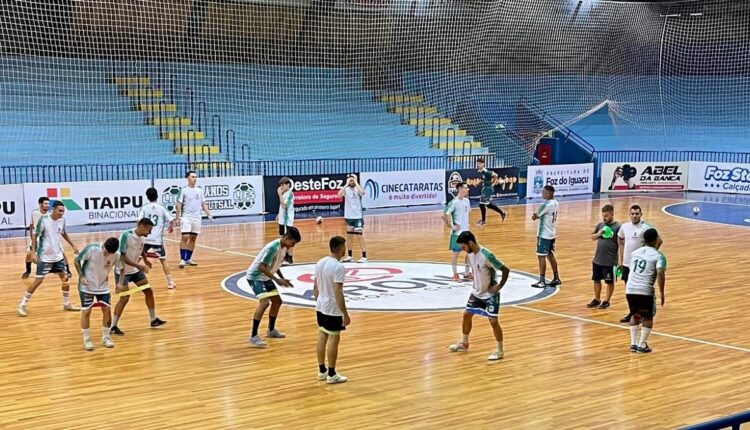 Nas três rodadas que restam, time fará dois jogos como mandante. Foto: Assessoria/Foz Futsal