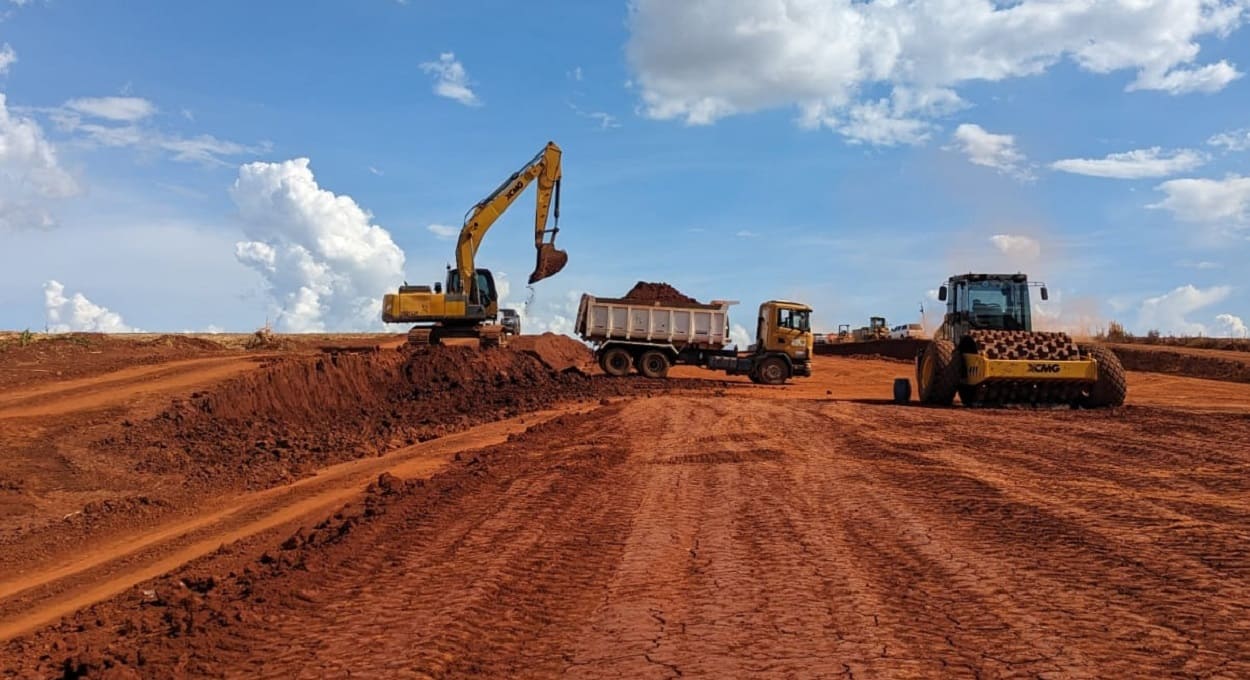 Paraguai está investindo na modernização de sua infraestrutura viária, que ainda tem estradas de terra e pontes de madeira em importantes regiões produtoras. Foto: Gentileza/MOPC