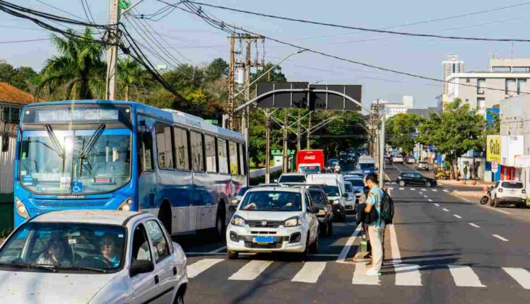 obras da jk onibus - foto marcos labanca