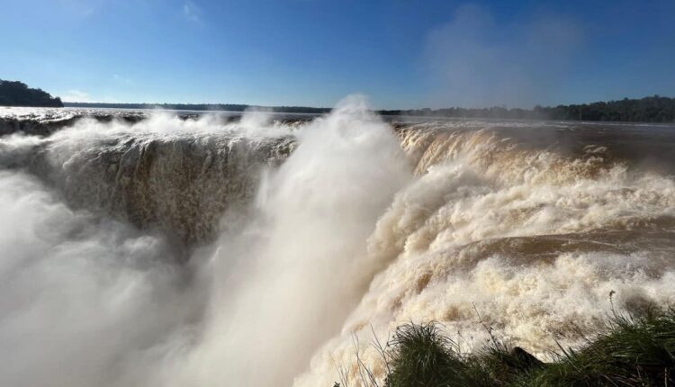 Mirante da Garganta do Diabo foi reaberto pelas autoridades do parque argentino. Foto: Gentileza/Parque Nacional Iguazú