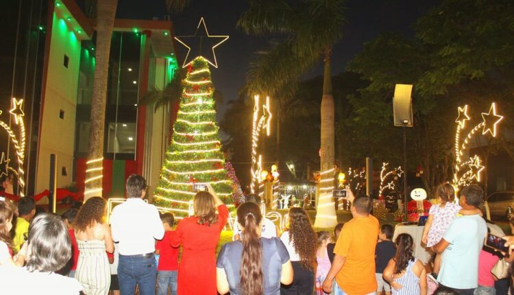 Decoração de 2023 no espaço em frente à prefeitura de Santa Rita. Foto: Gentileza/Prefeitura de Santa Rita