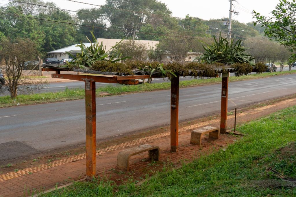 Ponto da avenida Araucária. Foto: Marcos Labanca