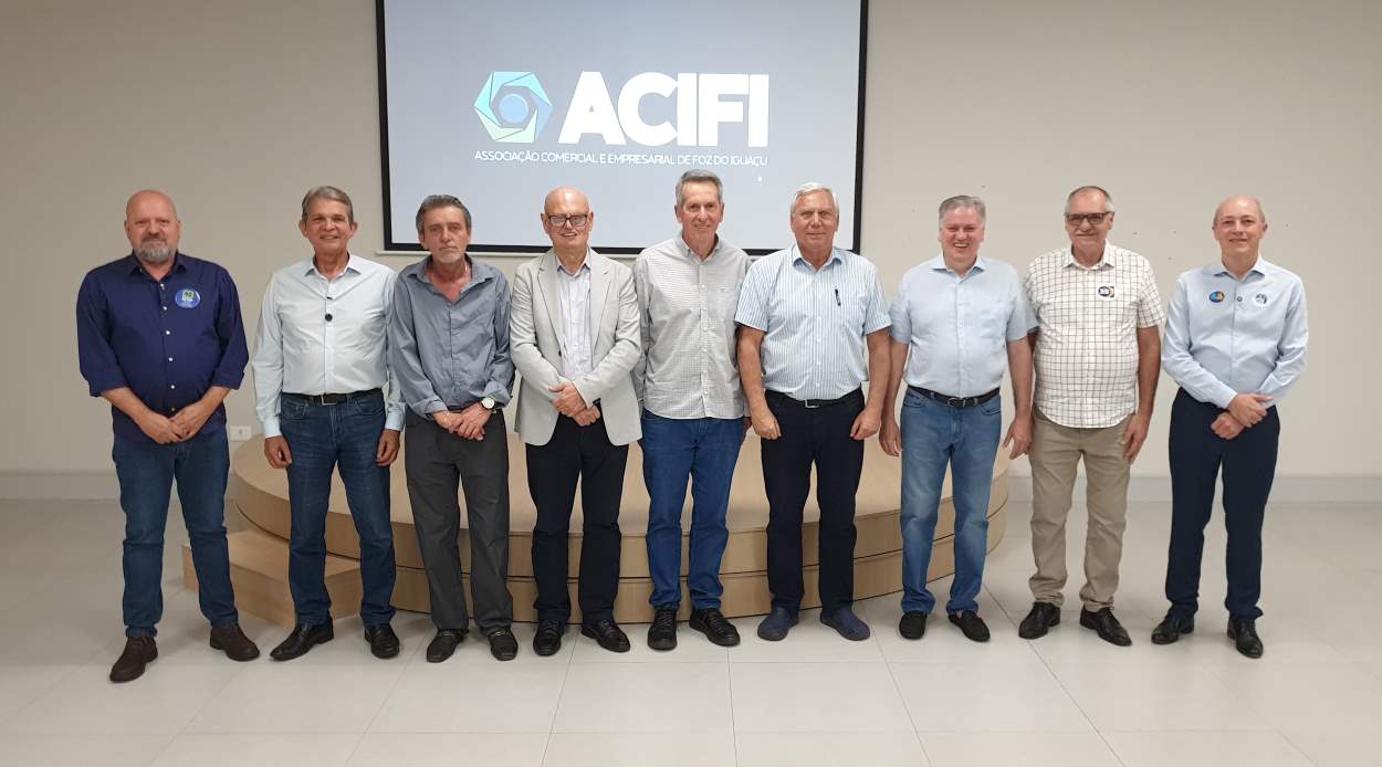 candidatos a prefeito acifi - foto divulgacao