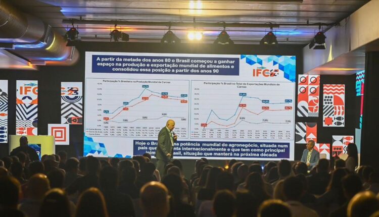 Congresso Brasileiro de Angiologia e Cirurgia Vascular, BR+Coop 2024 e International Fish Congress reúnem mais de seis mil participantes na cidade