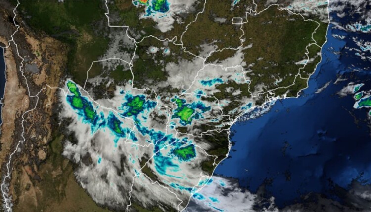 Imagem do satélite GOES16, compartilhada pelo Simepar na manhã desta sexta-feira (18).