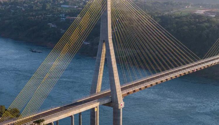 Nova previsão para a abertura da Ponte da Integração ao tráfego é para 2025. Foto: Marcos Labanca/H2FOZ