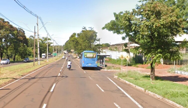 Rompimento ocorreu na Avenida Tancredo Neves, nas imediações do bairro Porto Belo. Imagem: Google Street View