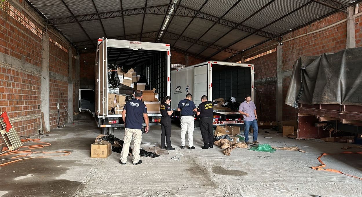 Assaltos a veículos com eletrônicos e mercadorias com grande valor são frequentes. Foto: Gentileza/Polícia Nacional do Paraguai.