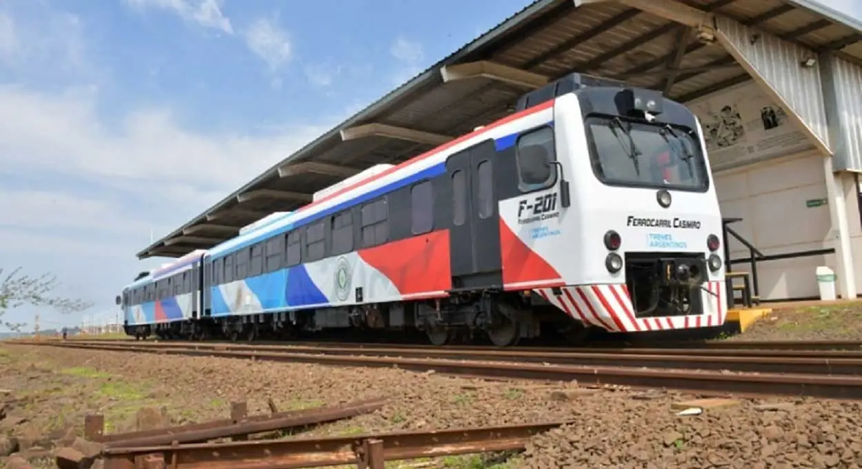 Trem é a ligação mais rápida entre as duas margens do Rio Paraná. Foto: Gentileza/Trenes Argentinos