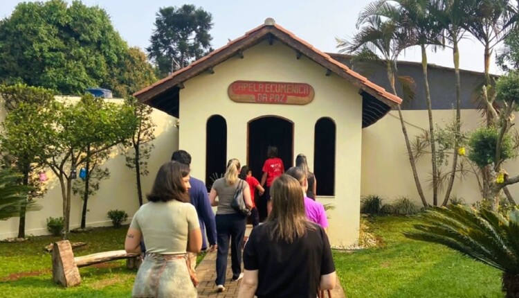 Roteiro na sede da AFA prevê uma visita à capela construída pelo fundador da AFA, padre Arturo Paoli. Foto: Gentileza/Assessoria