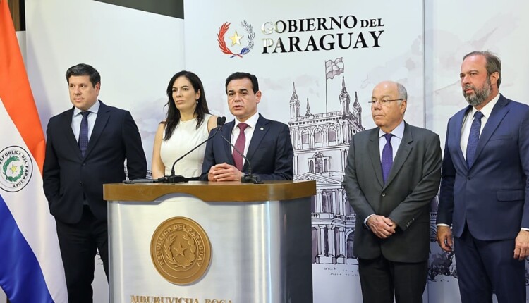 Aspecto da entrevista coletiva na sede presidencial de Mburuvicha Roga, em Assunção. Foto: Gentileza/Ministério das Relações Exteriores do Paraguai