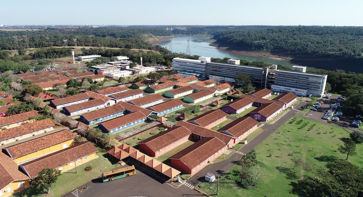 Vista aérea do Itaipu Parquetec, localizado nos antigos alojamentos dos trabalhadores de Itaipu. Foto: Kiko Sierich/Itaipu Parquetec