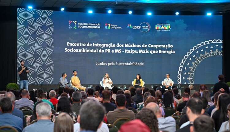 Auditório ficou lotado para o evento. Foto: William Brisida/Itaipu Binacional