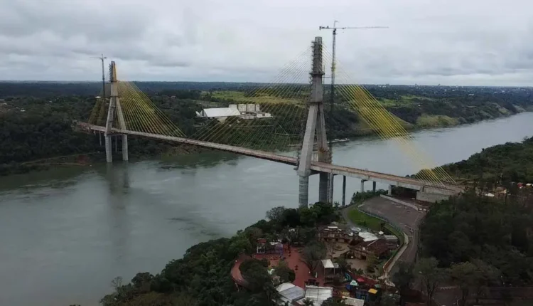 Abertura da Ponte da Integração ao tráfego de caminhões está prevista para 2025. Foto: Gentileza/DER-PR (Arquivo)