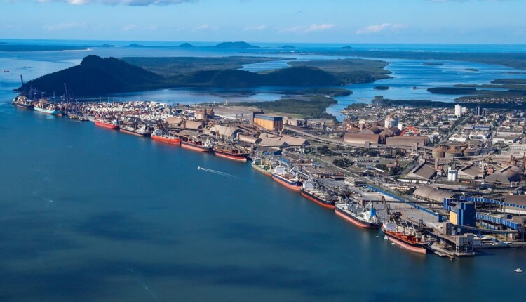 Uso do porto de Paranaguá pelo Paraguai remonta à década de 1960.